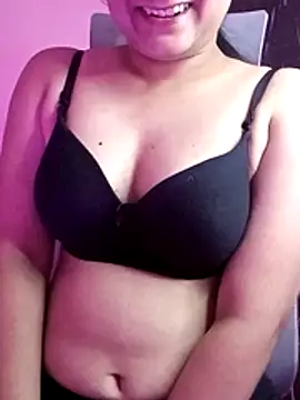 Snapshot of Indianhyna chatting on October 31, 2025, 5:26 am Indianhyna online show from October 31, 2025, 5:26 am