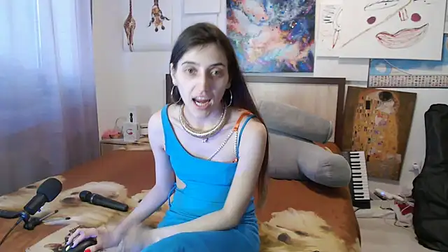 Iren online show from March 22, 2025, 3:42 pm