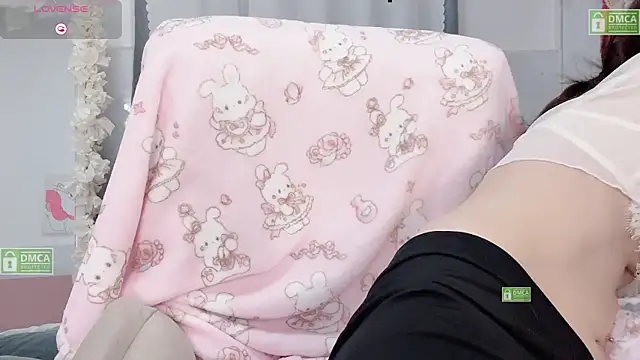 Carly 1 online show from April 15, 2026, 11:05 am