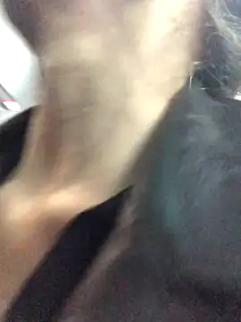 Diamond Bunny  online show from September 29, 2025, 3:39 pm