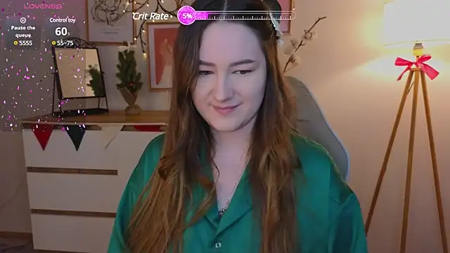 Snapshot of Emma_B1uem chatting on December 31, 2024, 8:12 pm Emma B1uem online show from December 31, 2024, 8:12 pm