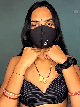 cute simmy0 online show from April 7, 2026, 2:30 pm