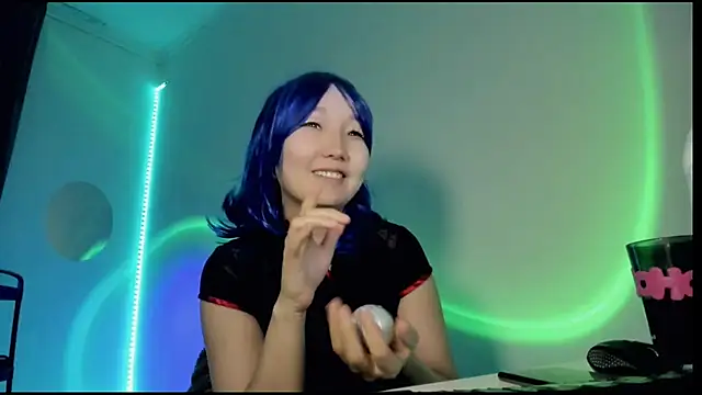 Snapshot of himeros_goddess chatting on January 17, 2025, 6:57 am himeros goddess online show from January 17, 2025, 6:57 am