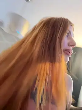 Snapshot of krysstal003 chatting on October 16, 2025, 12:30 am krysstal003 online show from October 16, 2025, 12:30 am