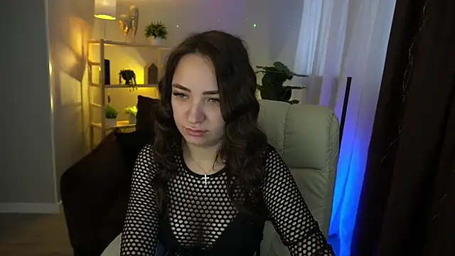 ElysLunar online show from January 10, 2025, 6:20 am