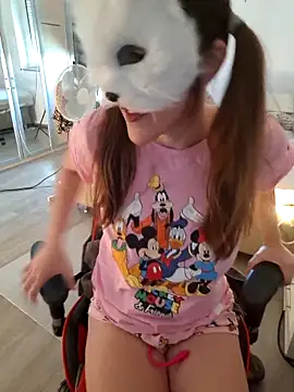 Hexe12346 online show from April 8, 2026, 5:31 am