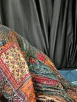 kaveerpooja947 online show from October 11, 2025, 4:52 pm