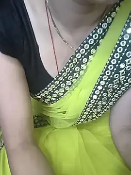 kaveerpooja947 online show from February 26, 2026, 7:30 am