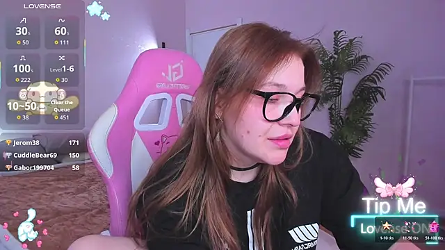 Colleen Blake online show from November 15, 2025, 5:11 am