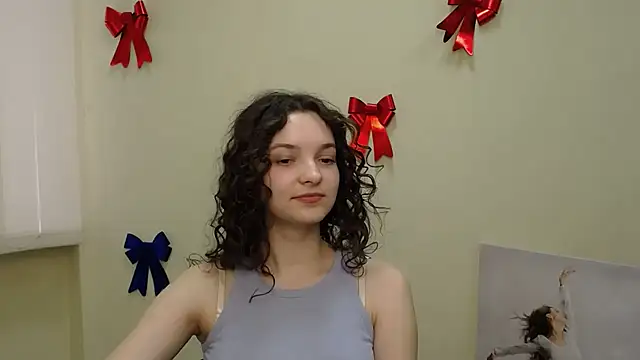  SusieSu  online show from February 8, 2025, 10:29 am