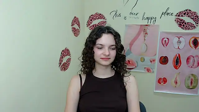  SusieSu  online show from February 7, 2025, 10:40 am