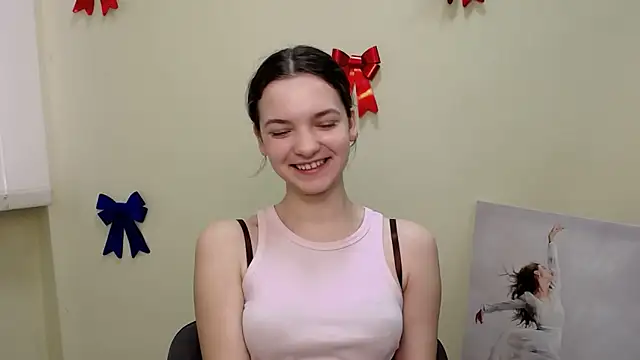  SusieSu  online show from February 14, 2025, 10:38 am