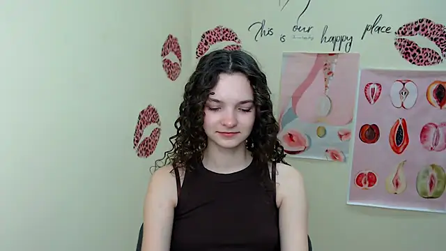  SusieSu  online show from February 7, 2025, 7:29 am