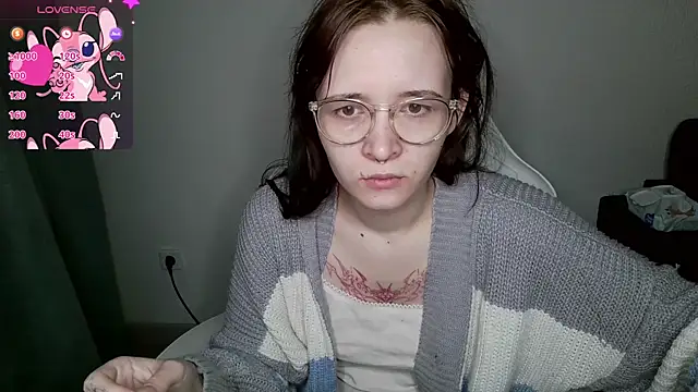 Snapshot of crashtest_13 chatting on October 17, 2025, 3:58 pm crashtest 13 online show from October 17, 2025, 3:58 pm