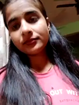 Snapshot of Cute-Nilam chatting on February 5, 2025, 8:43 am Cute-Nilam online show from February 5, 2025, 8:43 am
