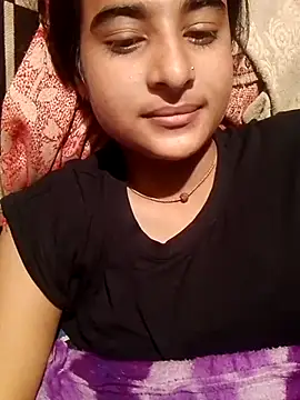 Snapshot of Cute-Nilam chatting on February 2, 2025, 4:11 pm Cute-Nilam online show from February 2, 2025, 4:11 pm