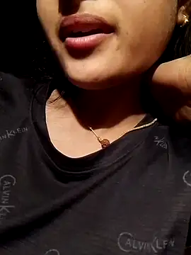 Snapshot of Cute-Nilam chatting on January 5, 2025, 4:27 pm Cute-Nilam online show from January 5, 2025, 4:27 pm