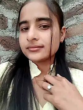 Snapshot of Cute-Nilam chatting on February 1, 2025, 7:36 am Cute-Nilam online show from February 1, 2025, 7:36 am