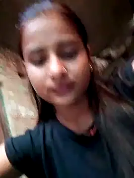 Snapshot of Cute-Nilam chatting on March 18, 2025, 4:40 am Cute-Nilam online show from March 18, 2025, 4:40 am