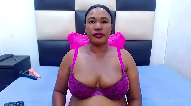 LICKABLEASSxxxx online show from February 24, 2025, 7:41 pm