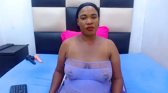 LICKABLEASSxxxx online show from March 7, 2025, 4:44 pm