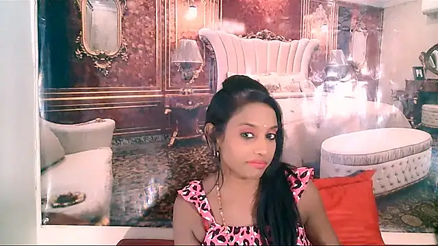 Snapshot of IndianLoveBug chatting on September 30, 2025, 5:13 am IndianLoveBug online show from September 30, 2025, 5:13 am