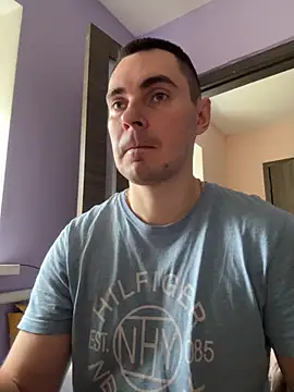 Rowing199456 online show from October 20, 2025, 6:37 am