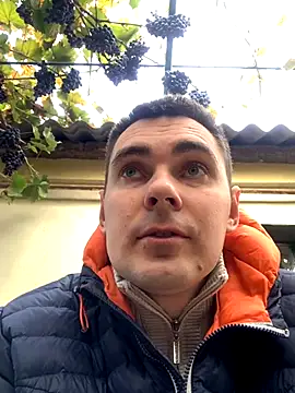 Rowing199456 online show from October 12, 2025, 7:32 am