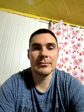 Rowing199456 online show from November 3, 2025, 5:38 pm