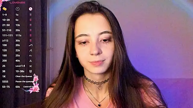 Snapshot of EvaBradley chatting on October 7, 2025, 6:53 pm EvaBradley online show from October 7, 2025, 6:53 pm