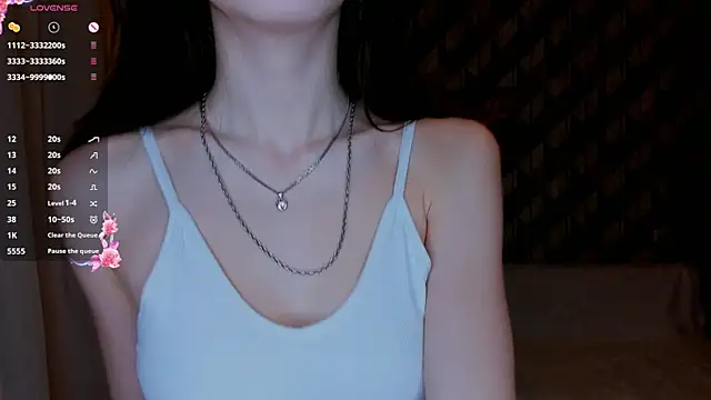 EvaBradley online show from January 21, 2025, 2:59 pm