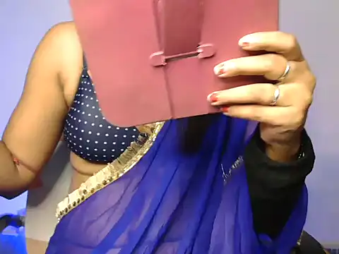 Snapshot of Cute-Hazel chatting on October 18, 2025, 10:28 am Cute-Hazel online show from October 18, 2025, 10:28 am