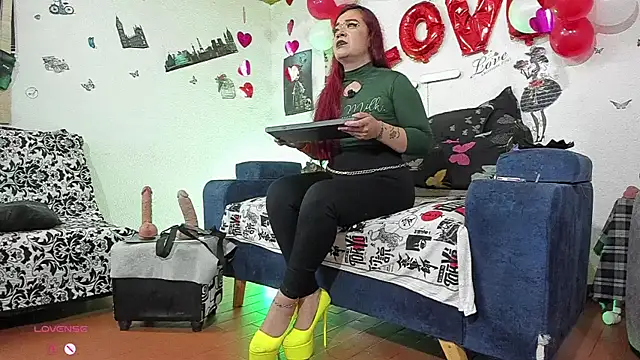 Snapshot of keila_j chatting on February 22, 2026, 10:17 am keila j online show from February 22, 2026, 10:17 am