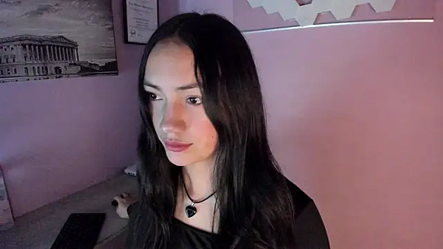 Snapshot of Scarlett__Fox__ chatting on October 24, 2025, 11:31 am Scarlett  Fox   online show from October 24, 2025, 11:31 am