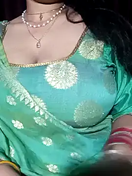 Anamika Kapoor online show from February 5, 2025, 7:31 pm