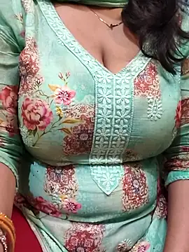 Snapshot of Anamika_Kapoor chatting on October 30, 2025, 3:16 am Anamika Kapoor online show from October 30, 2025, 3:16 am