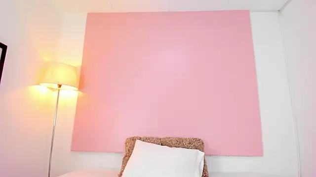 andyylove jk online show from November 22, 2025, 1:32 pm