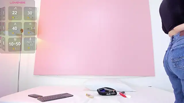 Snapshot of andyylove_jk chatting on October 21, 2025, 11:42 am andyylove jk online show from October 21, 2025, 11:42 am