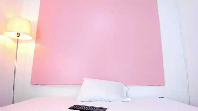 Snapshot of andyylove_jk chatting on October 20, 2025, 11:44 am andyylove jk online show from October 20, 2025, 11:44 am