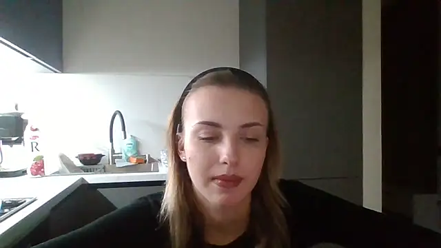 Sweety Nika online show from October 16, 2025, 7:00 pm