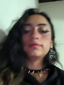 Lila Desiree online show from February 24, 2025, 5:33 am