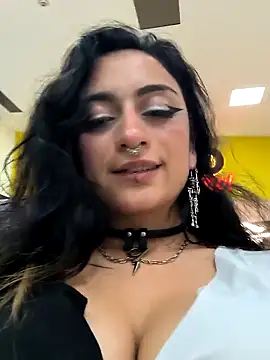 Lila Desiree online show from February 25, 2025, 3:42 am