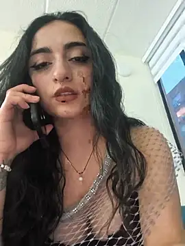 Lila Desiree online show from June 4, 2026, 11:20 pm