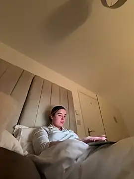 maisiesmithx online show from February 20, 2026, 2:41 am