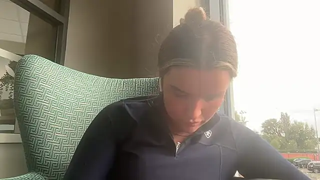 maisiesmithx online show from September 20, 2025, 2:55 pm