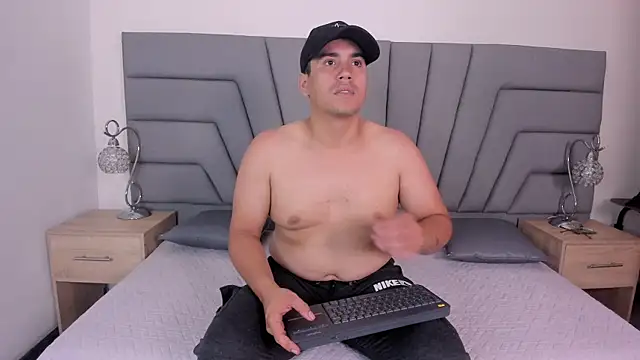 Vale n Matt online show from October 5, 2025, 3:30 am