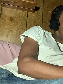 StudTris0 online show from December 6, 2024, 11:08 pm