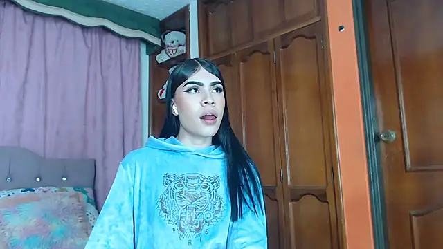 cuttebabe  online show from March 17, 2025, 11:35 pm