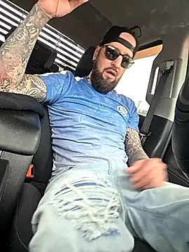 Beardedtattood online show from November 15, 2025, 2:54 pm