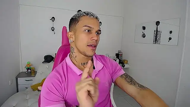 Leonard Price online show from September 17, 2025, 11:40 pm